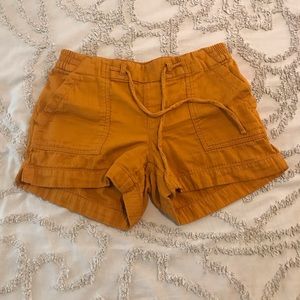 Old Navy Mid-Rose Soft Twill Utility Shorts